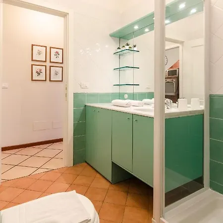 Flat 13: Elegante E Luminoso Con Terrazzo Privato Bologna