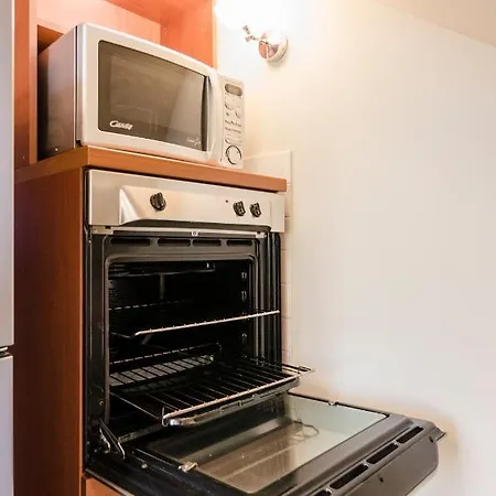 Flat 13: Elegante E Luminoso Con Terrazzo Privato Apartment *